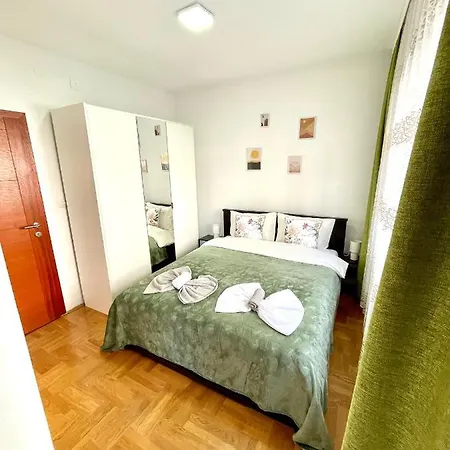 Lila Vracar * Belgrade